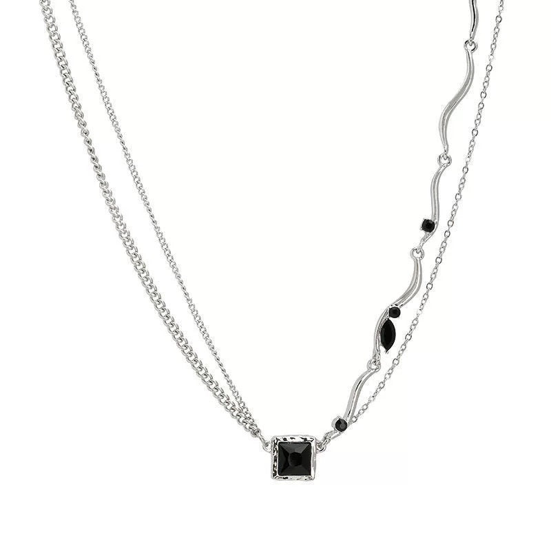 Damen Doppelstrang-Halskette mit eleganten schwarzen Ziersteinen Shop Nory