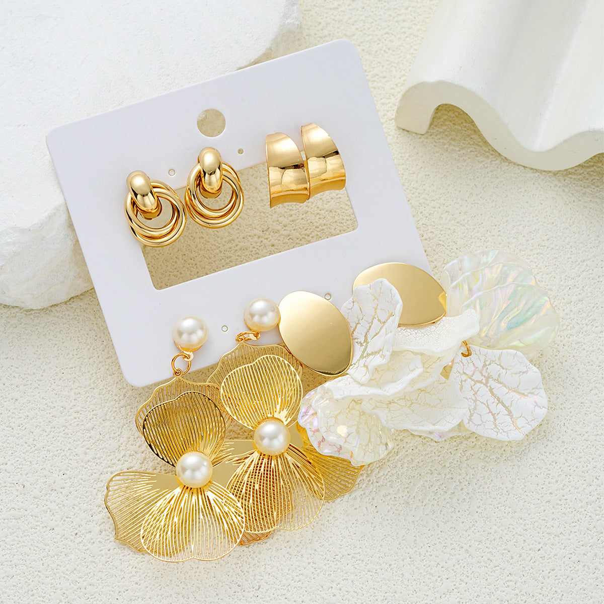 Damen Ohrringe Set mit floralen und eleganten Designs Shop Nory