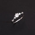 Damen zierlicher Ring mit funkelndem Zirkonia Shop Nory