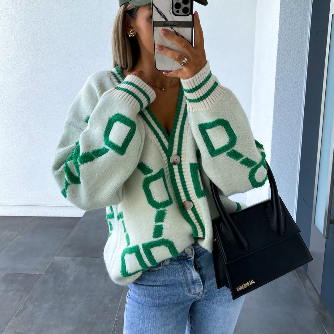 Damen Grobstrick-Cardigan mit 3D-Strukturmotiv, V‑Ausschnitt und Knopfleiste Shop Nory