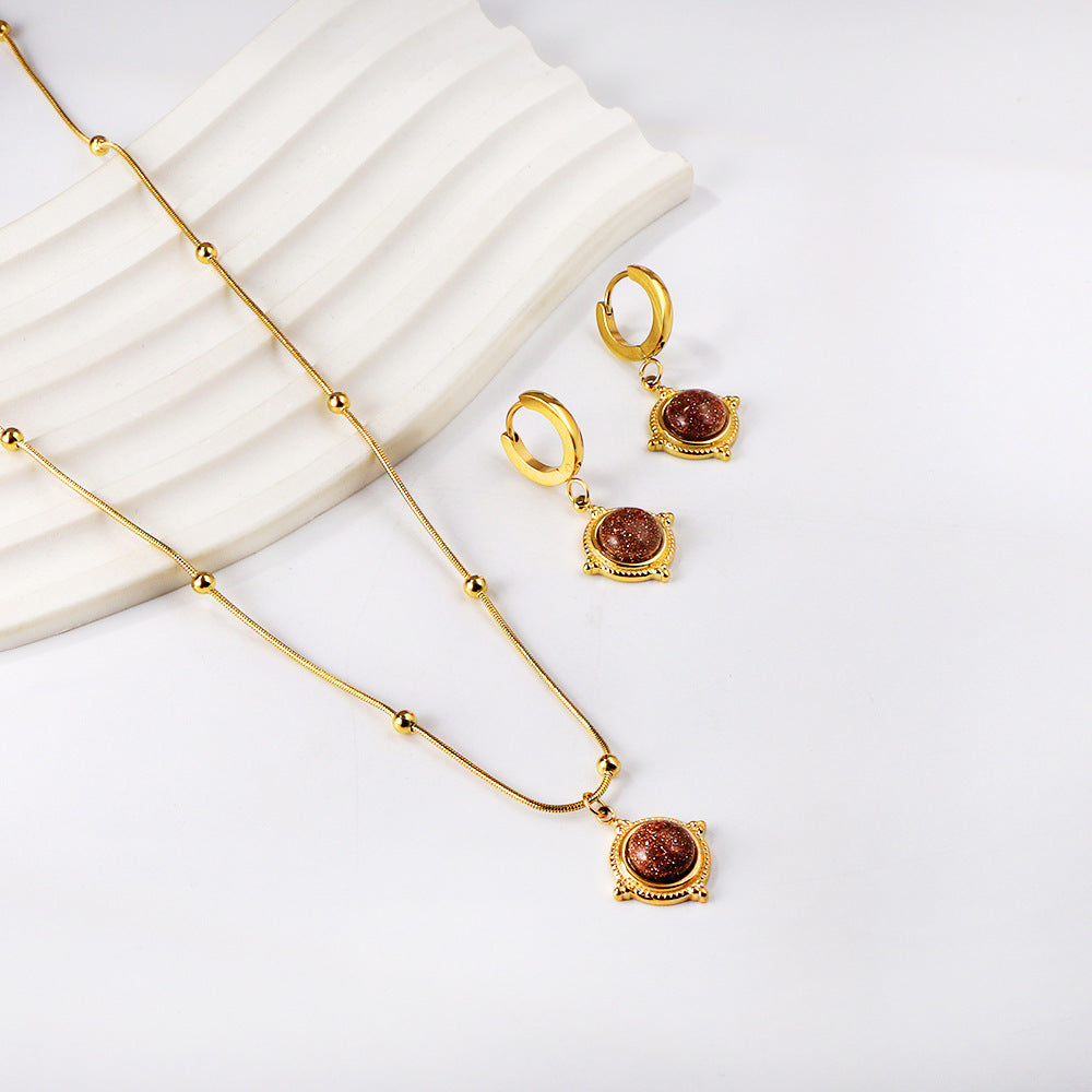 Damen Schmuckset mit funkelndem Anhänger und passenden Ohrsteckern Shop Nory