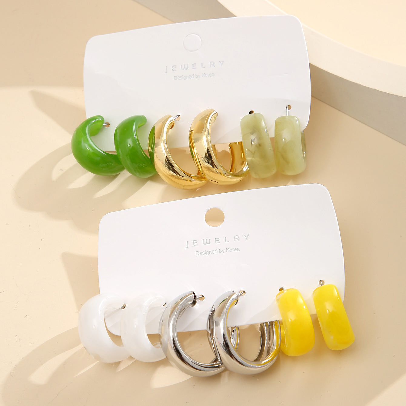Damen Ohrstecker mit elegantem und modernem Design Shop Nory