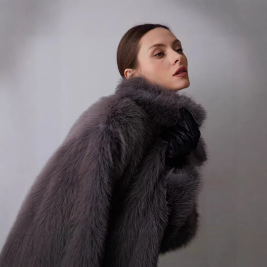 Damen Kurze Boxy‑Kunstpelzjacke mit extraweichem Hochflor und voluminösem Schalkragen Shop Nory