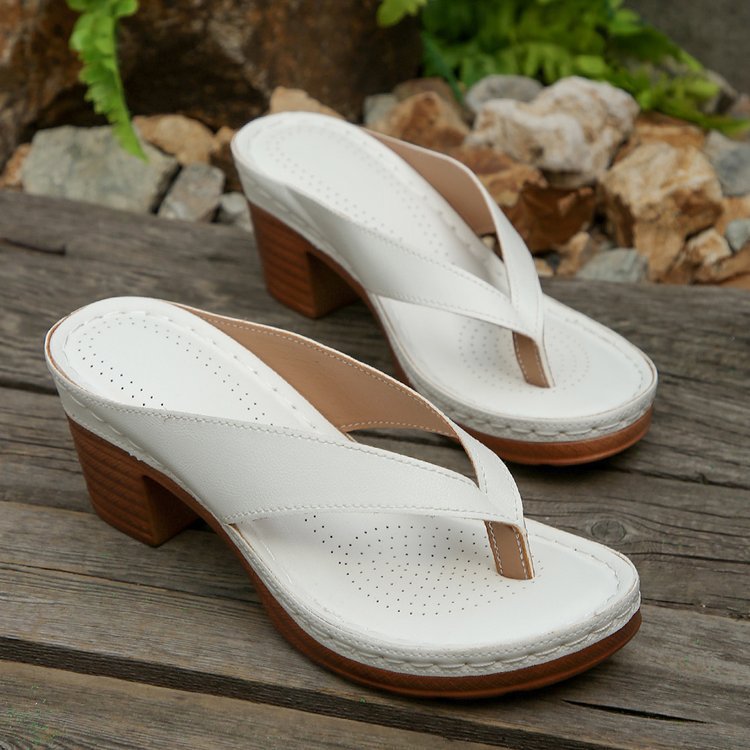 Damen Wedge-Pantoletten mit elegantem Riemendesign und komfortabler Fußbettung Shopnory