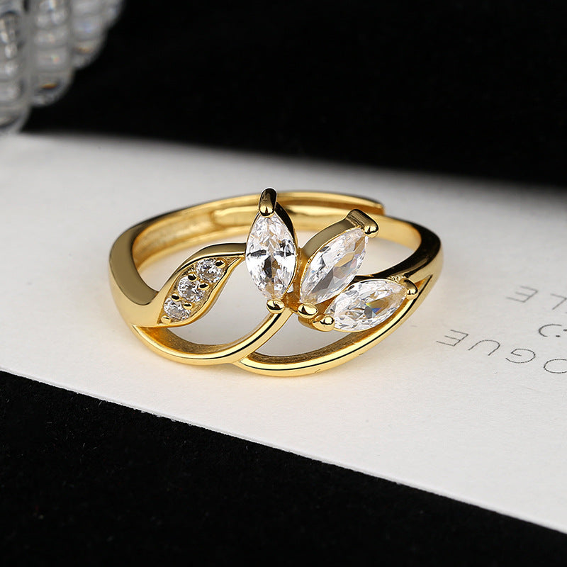 Damen Ring mit floralem Design und funkelnden Zirkonia Shop Nory
