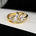 Damen Ring mit filigranem Design und strahlenden Kristallen Shop Nory