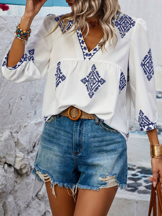 Damen Locker geschnittene Boho‑Bluse mit V‑Ausschnitt, geraffter Brustnaht und dreiviertelärmeln Shop Nory