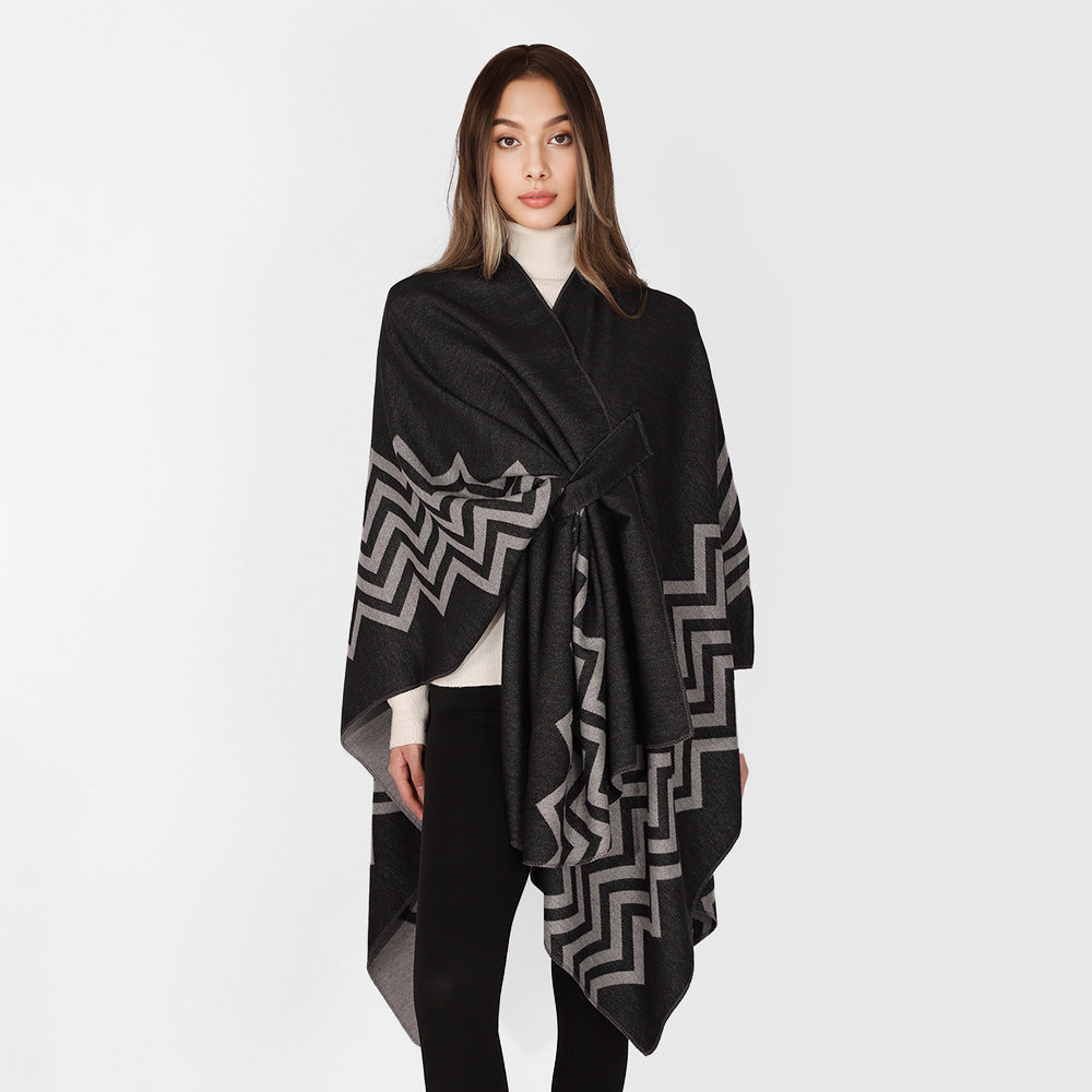 Damen Oversize Rechteck-Cape mit Jacquard-Zickzackmuster und Bindegürtel Shop Nory