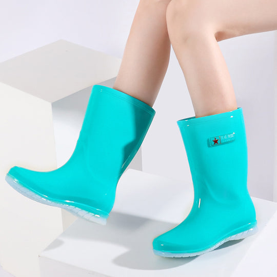 Damen Mittelhohe wasserdichte Gummistiefelette mit glänzender PVC‑Optik und rutschfester Sohle Shop Nory