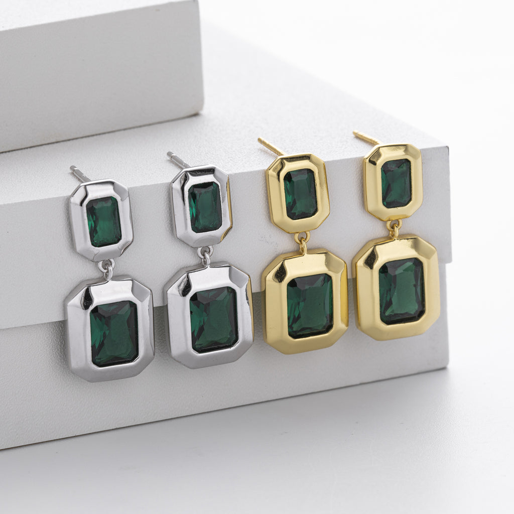 Damen Ohrhängern mit funkelndem Zirkonbesatz und elegantem goldfarbenem Design Shop Nory