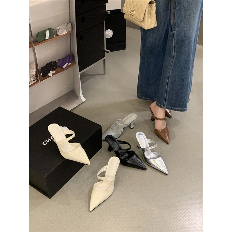 Damen Spitz zulaufende Mule mit Fersenriemchen und skulpturiertem mittelhohem Absatz Shop Nory