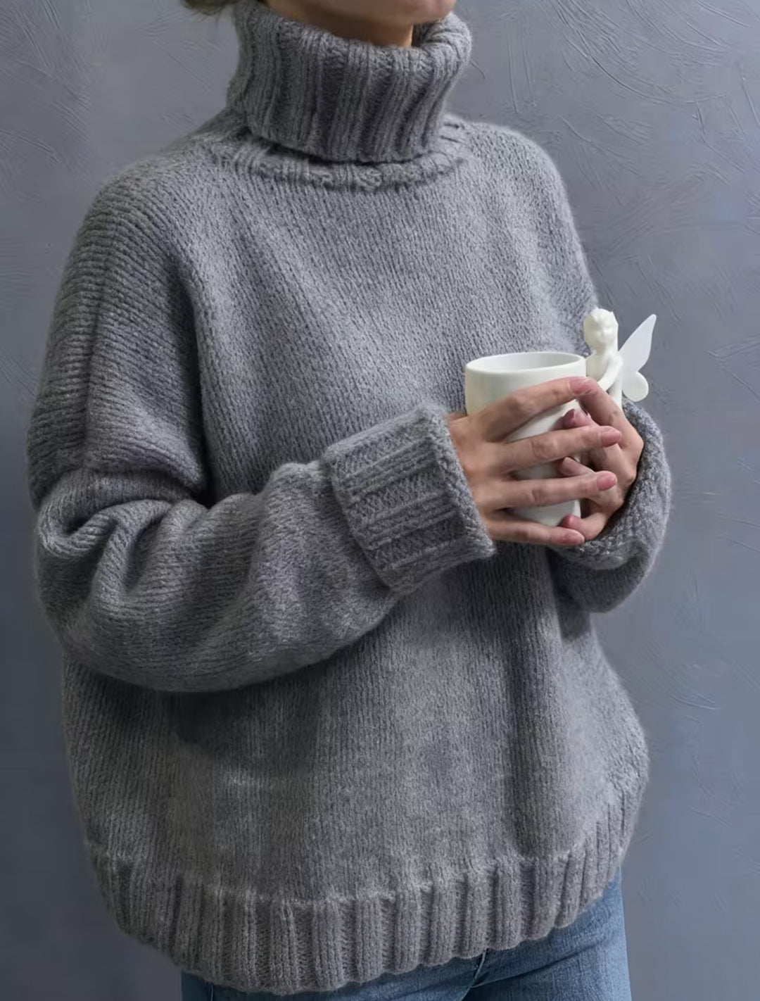 Damen Oversize-Rollkragenpullover im Fluffy-Mix mit breiten gerippten Bündchen Shop Nory