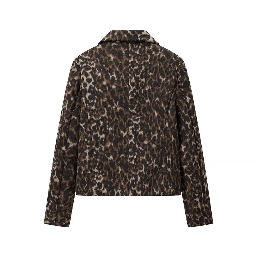 Damen Boxy‑Kurzjacke mit Leopardenmuster, Hemdkragen und aufgesetzten Pattentaschen Shop Nory