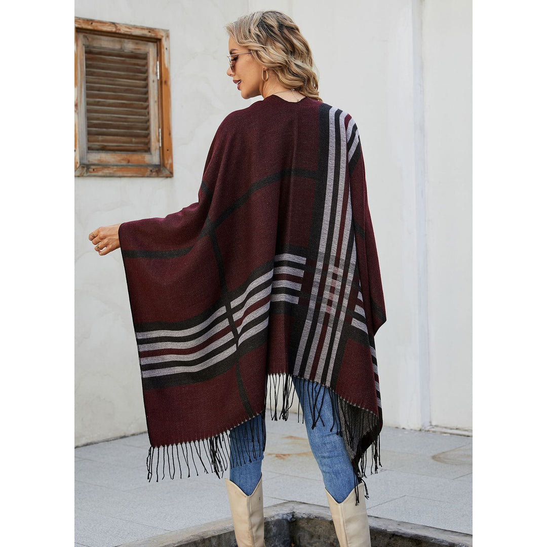 Damen Kastiger Ruana-Überwurf mit Fransen und diagonalem Streifenjacquard Shop Nory