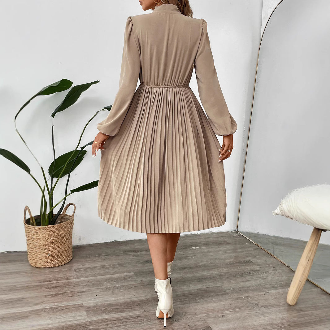 Damen Plissiertes Midikleid mit Schluppenkragen, elastischer Taillenpartie und langen Ballonärmeln Shop Nory