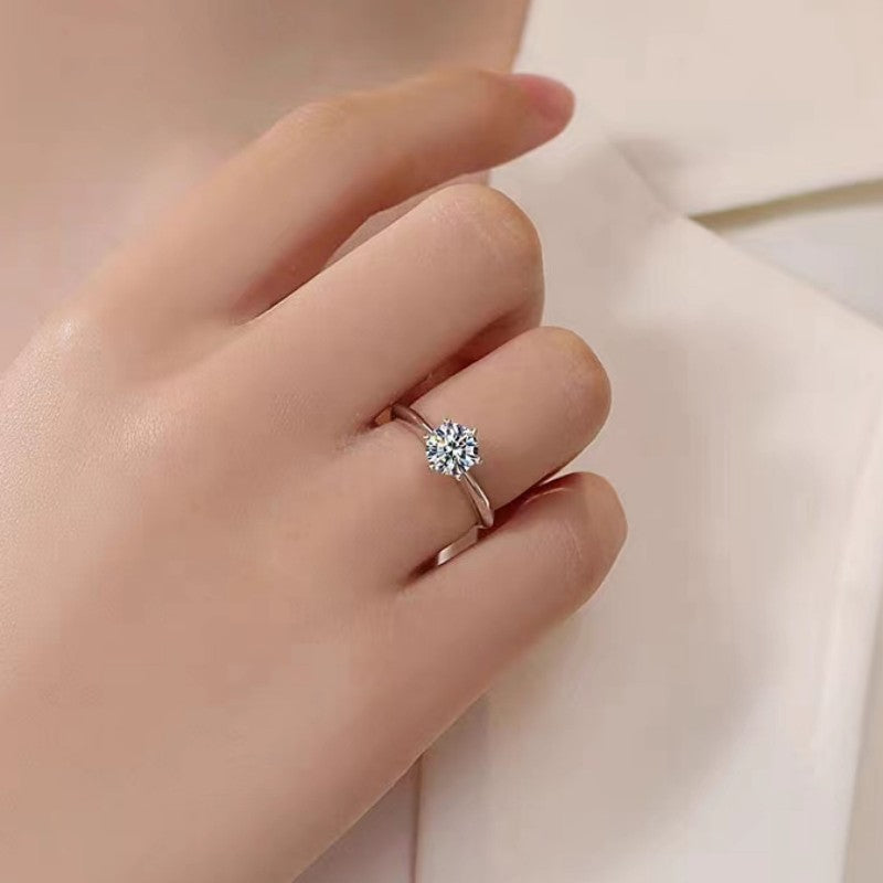 Damen Solitär Verlobungsring mit strahlendem Zirkonia Shop Nory
