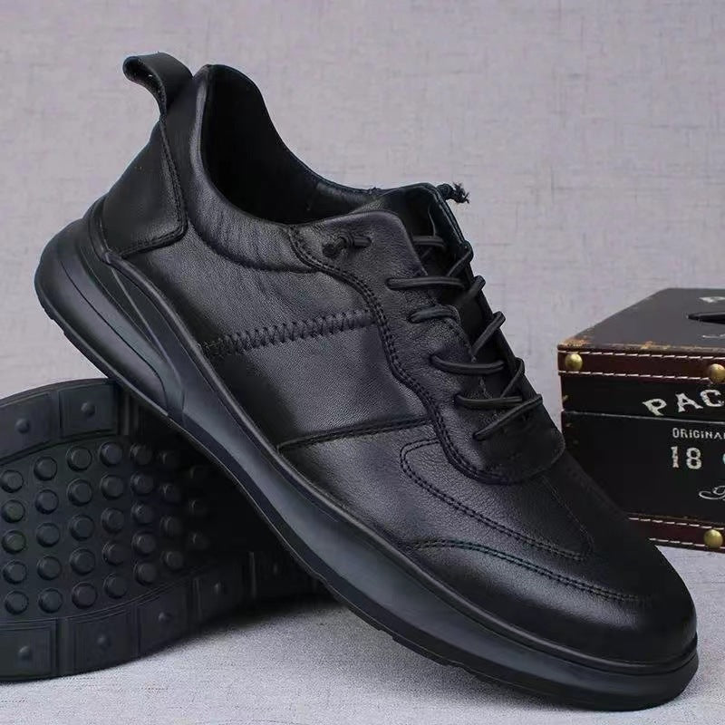 Damen Sportliche Leder Sneakers mit dämpfender Laufsohle und rutschfestem Profil