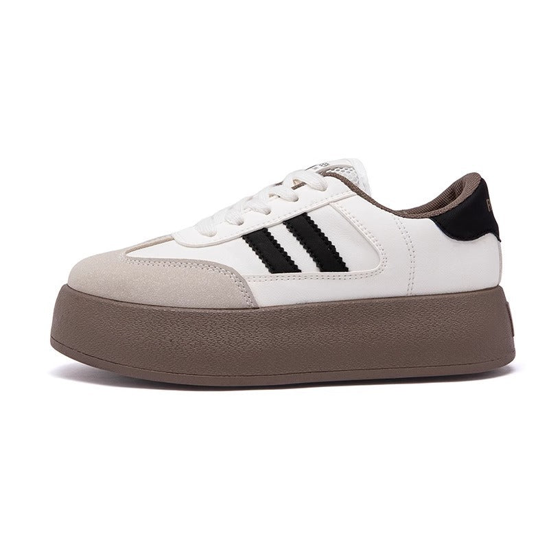Damen Plattform-Sneaker mit trendigem Design und hochwertiger Oberflächenstruktur