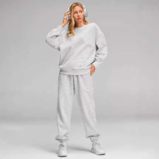 Damen nan Relaxed-Loungewear-Set mit Oversize Rundhals-Sweatshirt und taillierter High-Waist Jogginghose aus French Terry Shop Nory