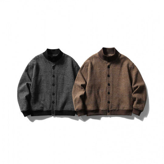 Unisex Kastenförmige Strickjacke im Blousonstil mit Stehkragen und Knopfleiste Shop Nory