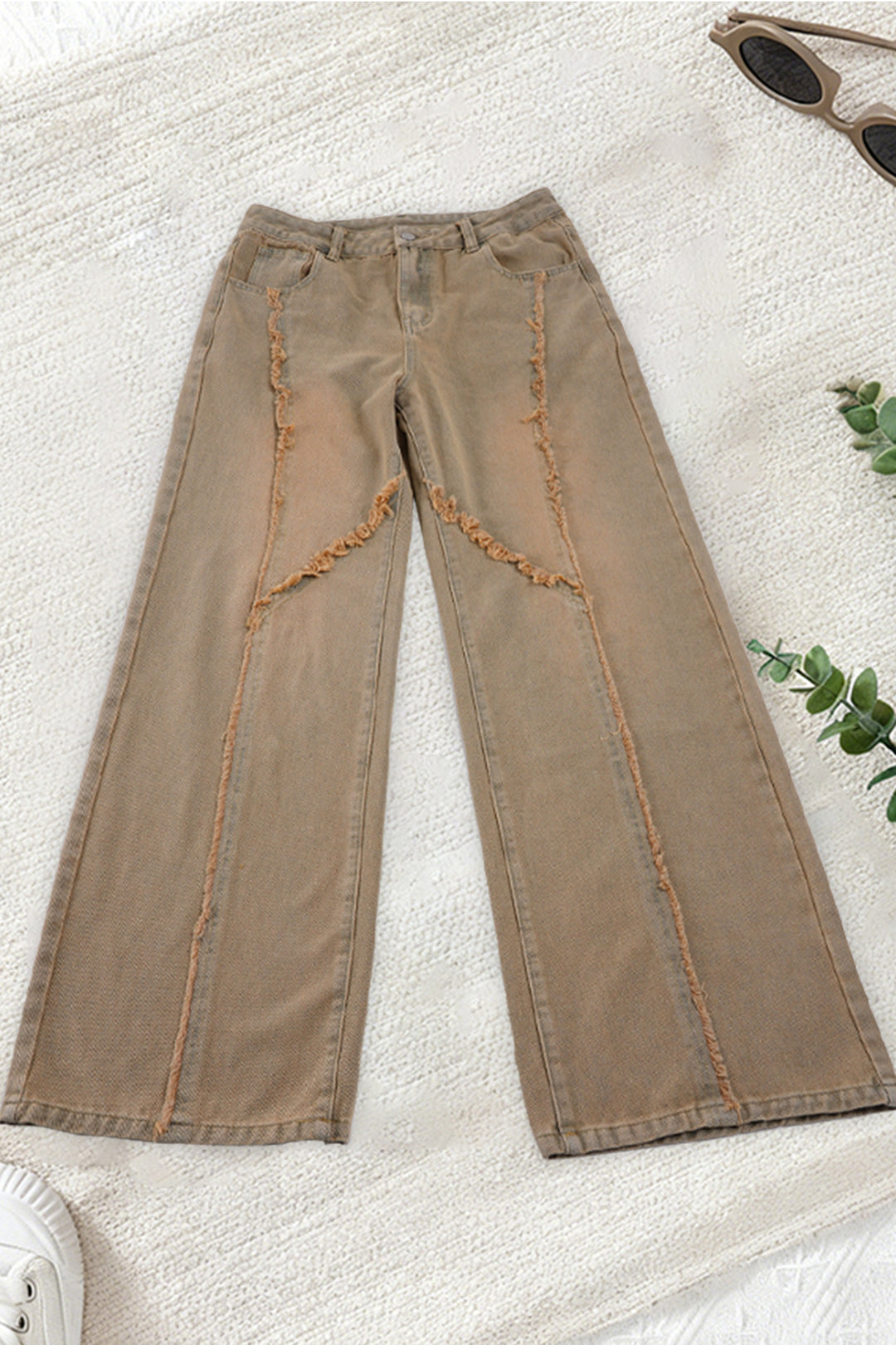 Damen nan hochgeschnittene Wide‑Leg Jeans mit offenen Saumnähten, diagonalem Fransenbesatz und Relaxed Fit Shop Nory