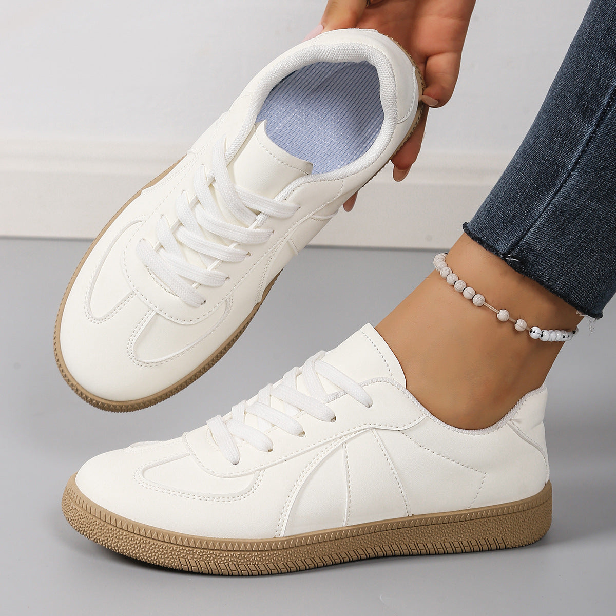Damen Sneaker mit sportlichem Design und strapazierfähiger Gummisohle