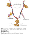 Verstellbare Kordel-Halskette mit Naturstein-Charms und Filigranen Blumenanhängern