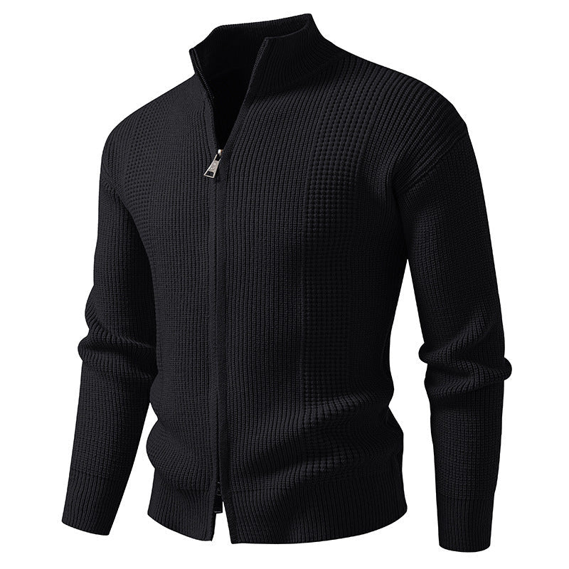 Herren Strickjacke mit hohem Kragen und innovativem Zipper
