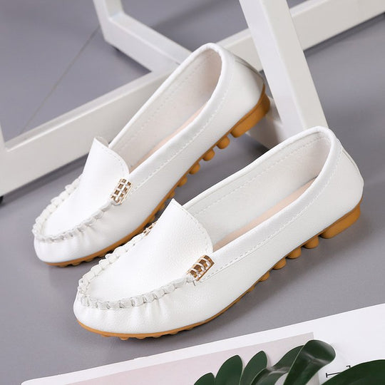 Damen Veloursleder-Mokassin mit profiliertem Gummisohlen-Design und Ziernaht Shop Nory