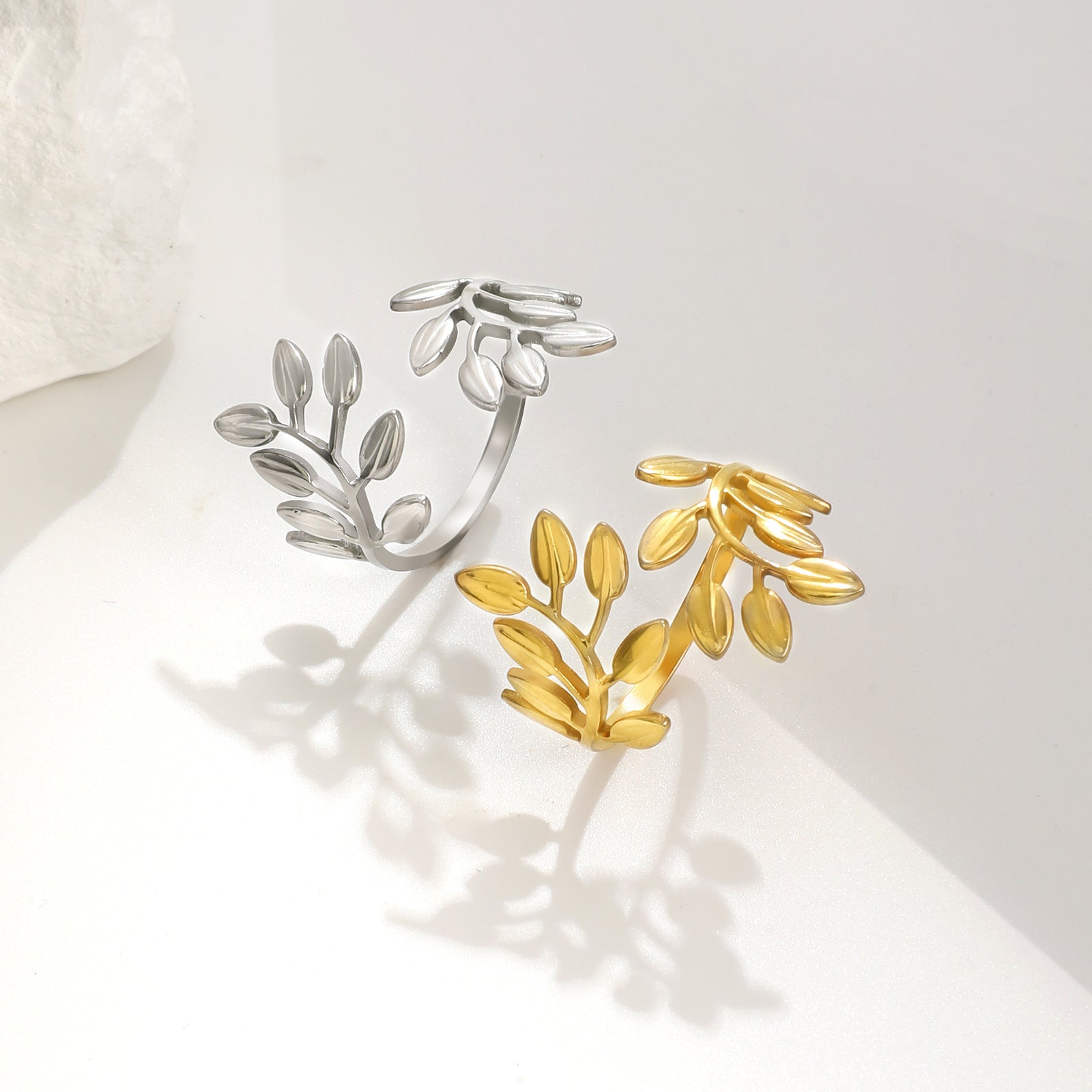 Damen Ring im filigranen Blattdesign Shop Nory