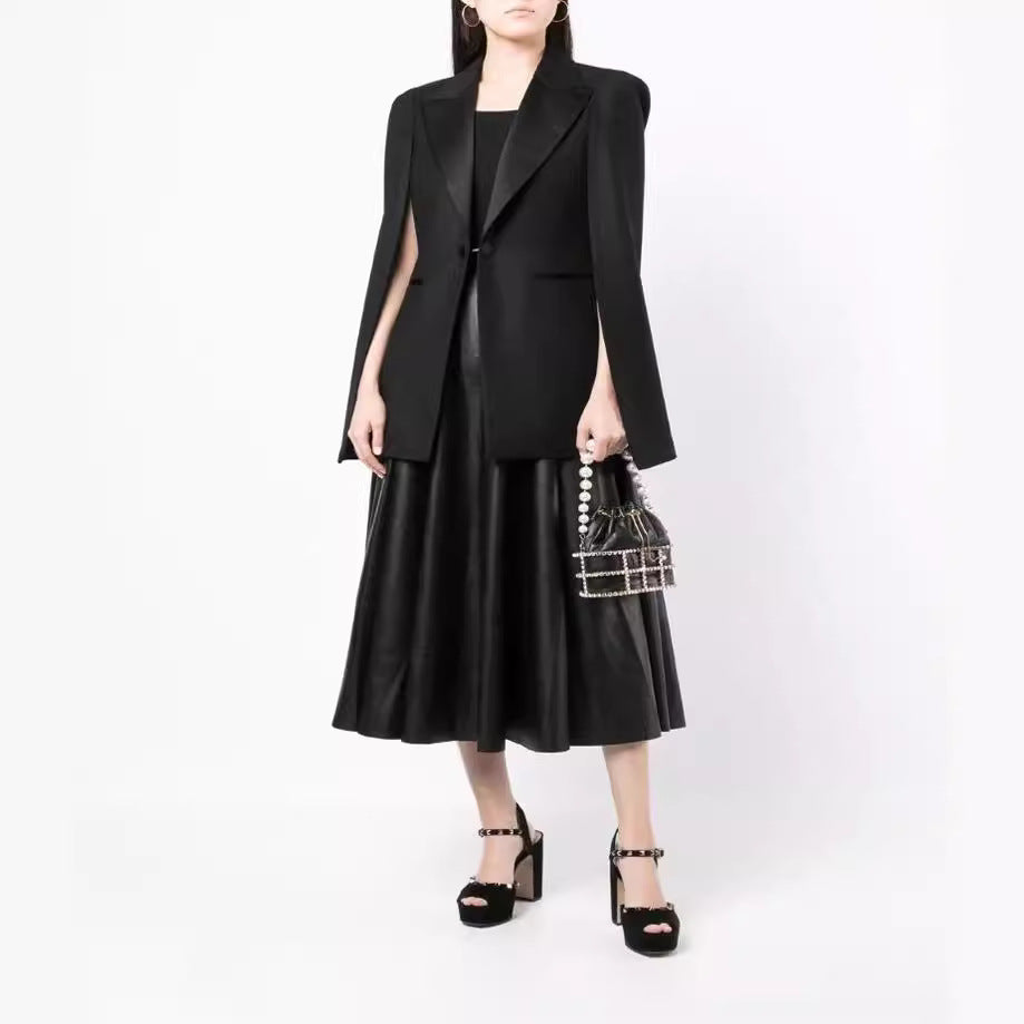 Damen Cape-Blazer mit Schlitzen an den Ärmeln und Satinrevers Shop Nory