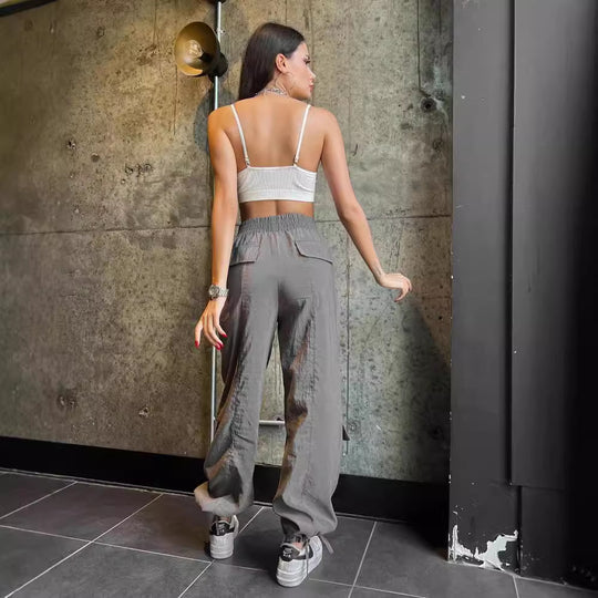 Damen Cargo-Haremshose mit hoher elastischer Taille und aufgesetzten Klappentaschen Shop Nory