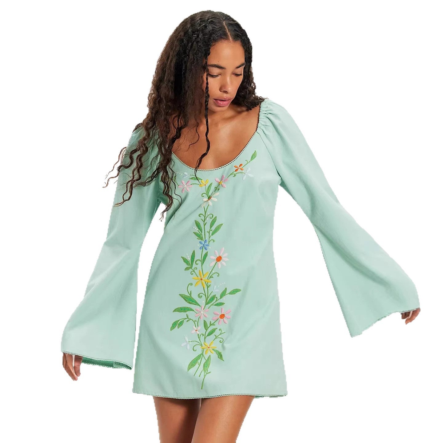 Damen Blusenkleid mit floralen Stickereien und weit ausgestellten Ärmeln Shopnory
