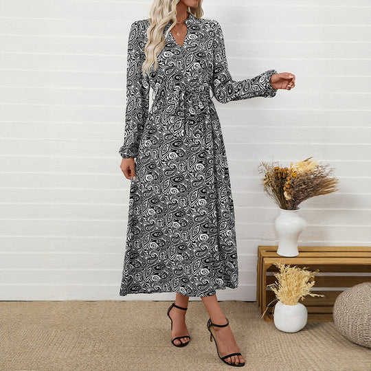 Damen Maxi-Kleid mit tailliertem Schnitt und floralen Mustern Shop Nory