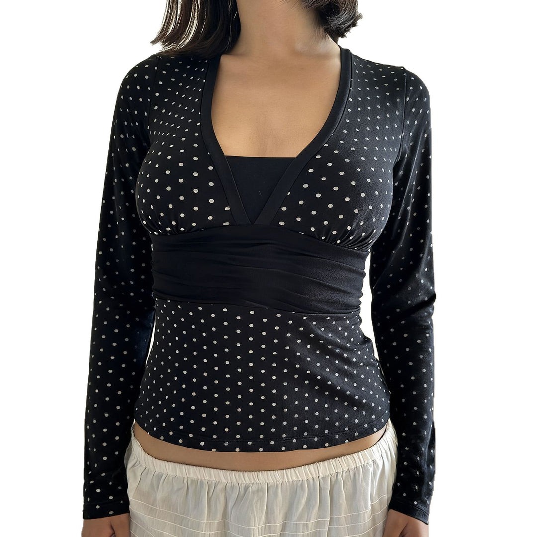 Damen nan taillierte Wickelbluse mit Polka‑Dot Muster, tiefem V‑Ausschnitt und breitem Taillenband Shop Nory