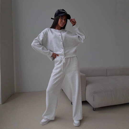 Damen Zweiteiliges Loungewear-Set aus Sweat mit geknöpfter Cropped-Jacke und weiter Kordelzughose Shop Nory