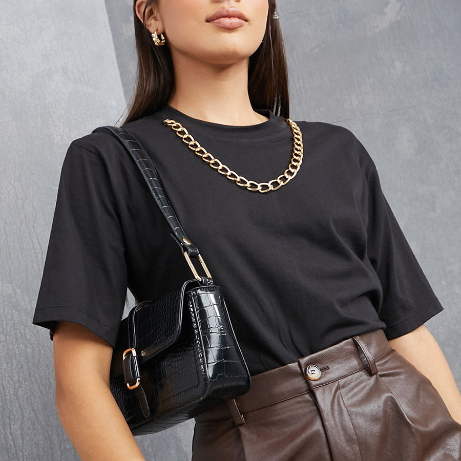 Damen Boxy-T-Shirt aus Jersey mit Rundhalsausschnitt, kurzem Arm und lässigem Oversize-Schnitt Shop Nory