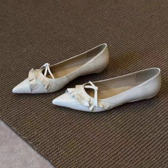 Damen Flache spitz zulaufende Lack‑Ballerinas im Mary‑Jane‑Stil mit Zierknoten und elastischem Riemen Shop Nory