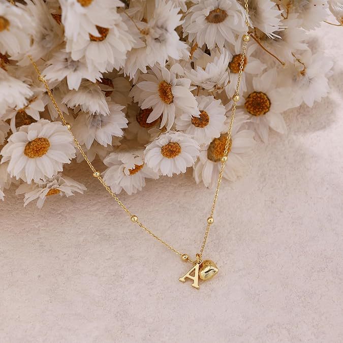 Damen Namenshalskette mit personalisiertem Anhänger und glänzenden Zierdetails Shop Nory