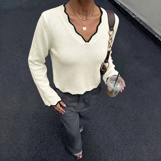 Damen Cropped V‑Ausschnitt Feinstrickpullover mit gewellter Kontrastkante Shop Nory