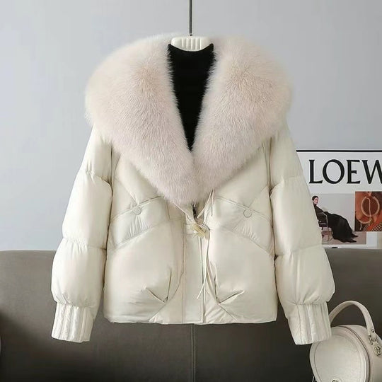 Damen nan kurze wattierte Steppjacke mit voluminösem Kunstfellkragen und Taillenzug Shop Nory