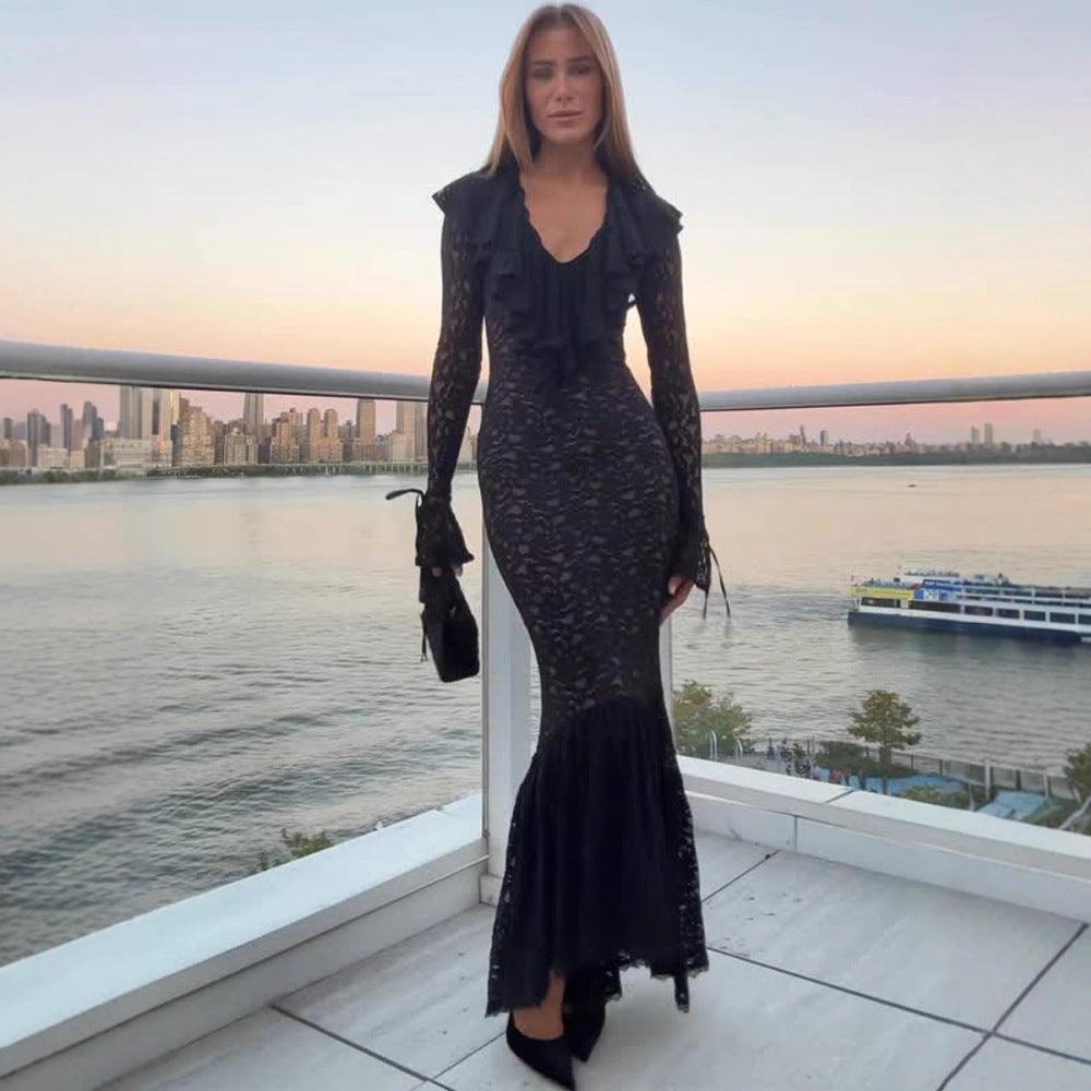 Damen Figurbetontes Spitzen‑Maxikleid mit Rüschenkragen und Glockensaum Shop Nory