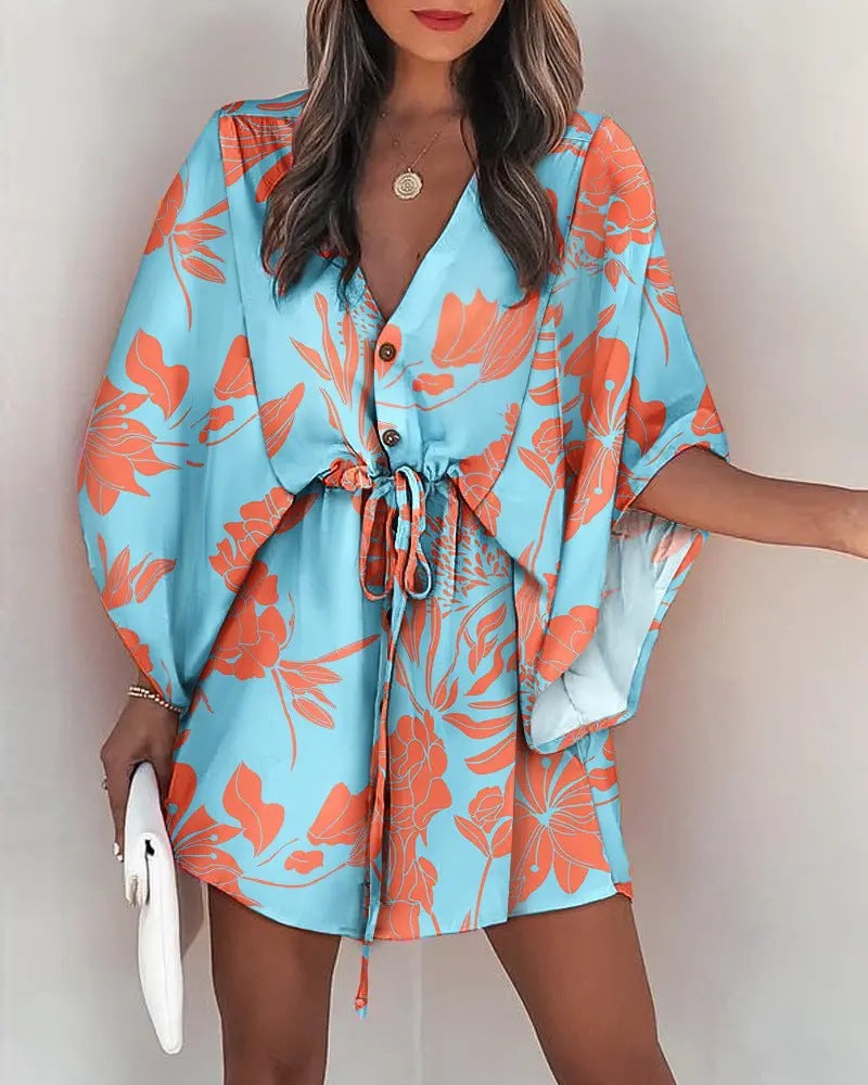 Damen angehendes Strandkleid mit eleganter Taillenbindung und einzigartigem Muster