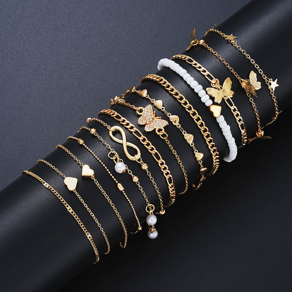 Damen Armband-Kollektion mit filigranen Anhängern Shop Nory