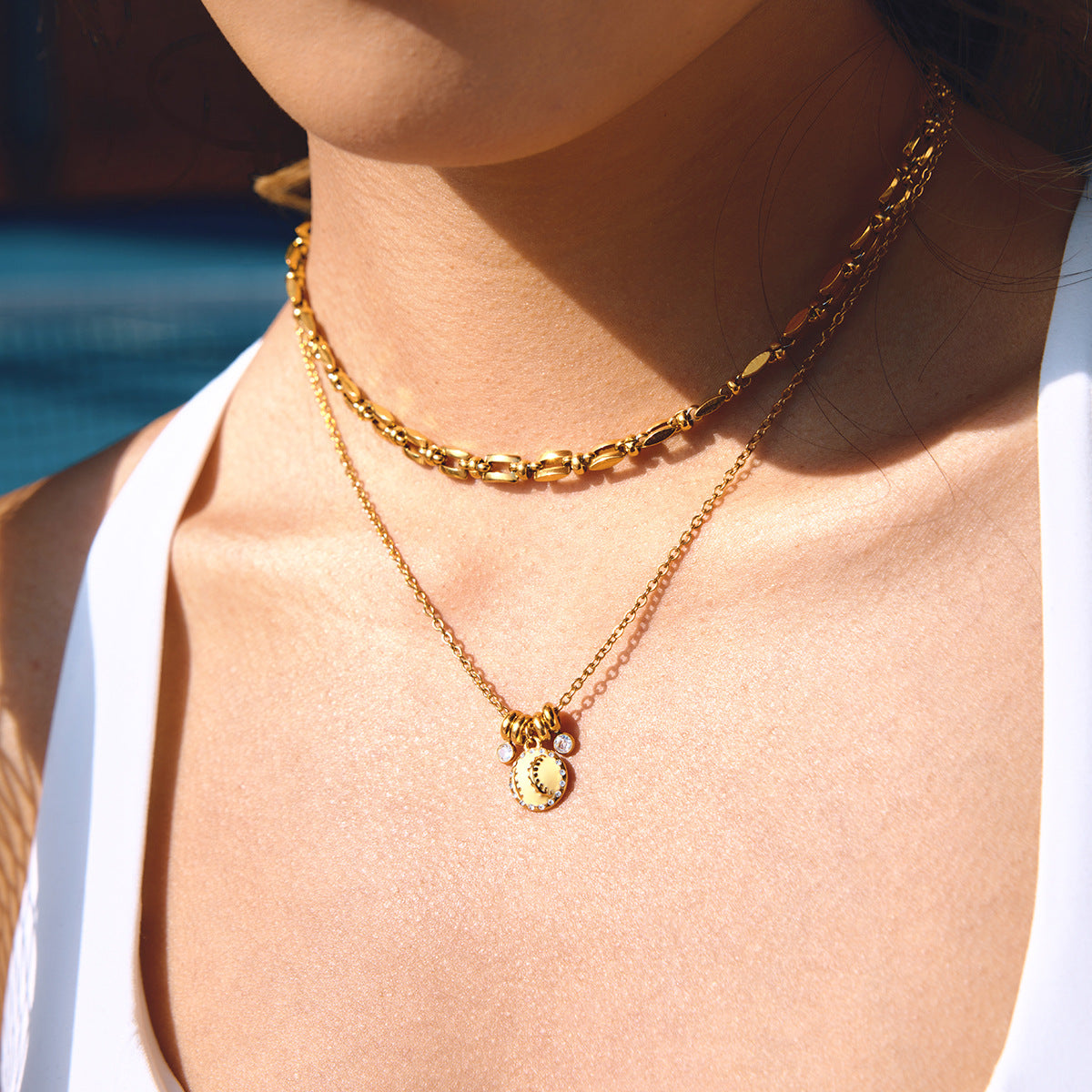 Damen Halskette mit funkelndem Anhänger und verstellbarem Edelstahlverschluss Shop Nory