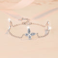 Damenarmband mit verspieltem Schmetterlingsdesign und funkelnden Zirkonia Shop Nory