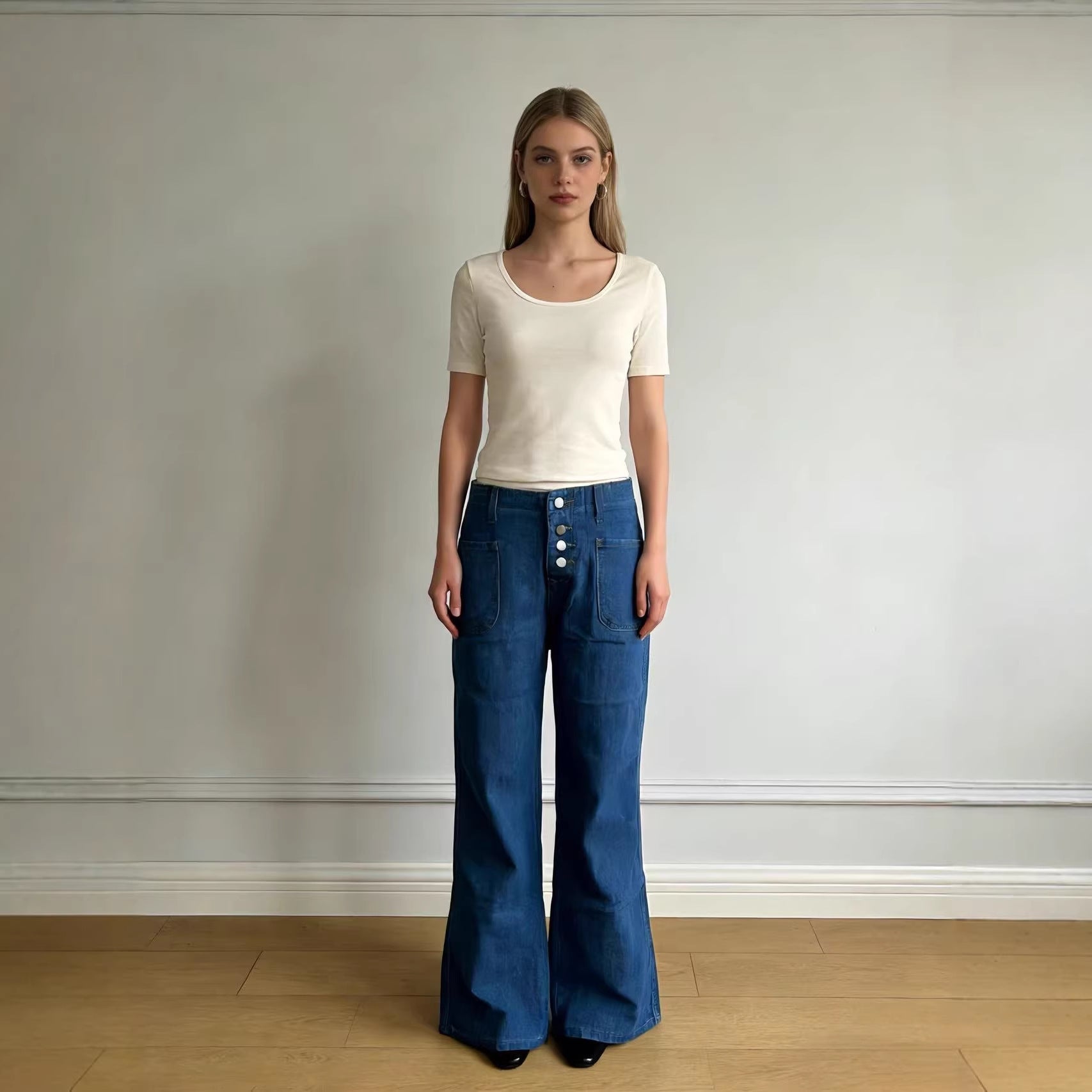 Damen Bootcut-Jeans mit hohem Bund und knöpfbarem Verschluss Shopnory