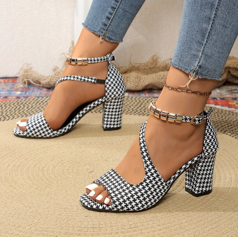 Damen Absatzsandalen mit offenen Riemen und modischem Schnürdesign