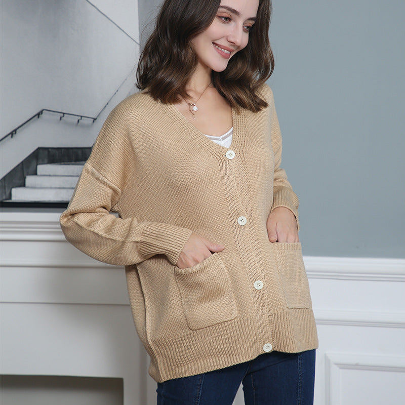 Damen Feiner Oversize-Strickcardigan mit V-Ausschnitt, Knopfleiste und aufgesetzten Eingrifftaschen Shop Nory
