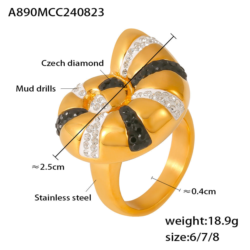Damenring mit exquisiter Gestaltung aus Edelstahl und tschechischen Diamanten Shop Nory